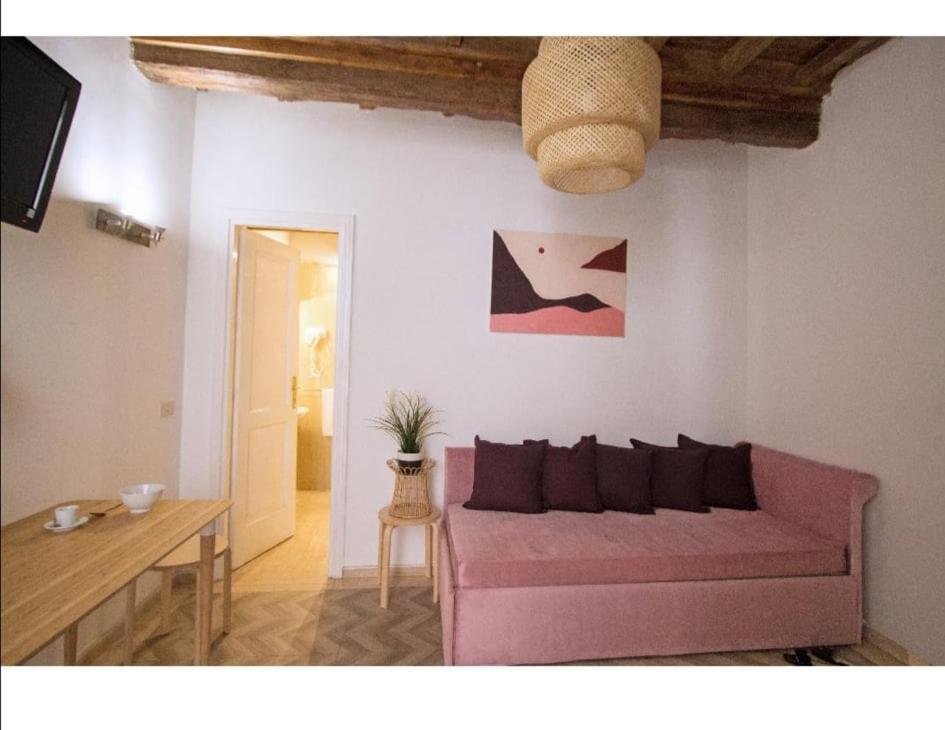 רומא Lovely Apartments In City Centre "Third Floor, Without Elevator" מראה חיצוני תמונה